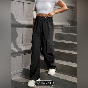 Black cargo pants size S pants with pockets black pants